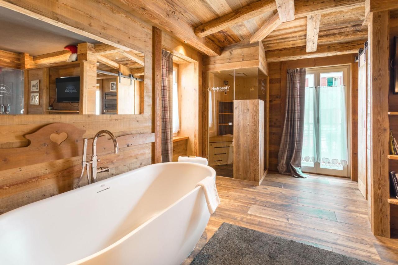 John Luxury Suites Folgaria Exterior foto